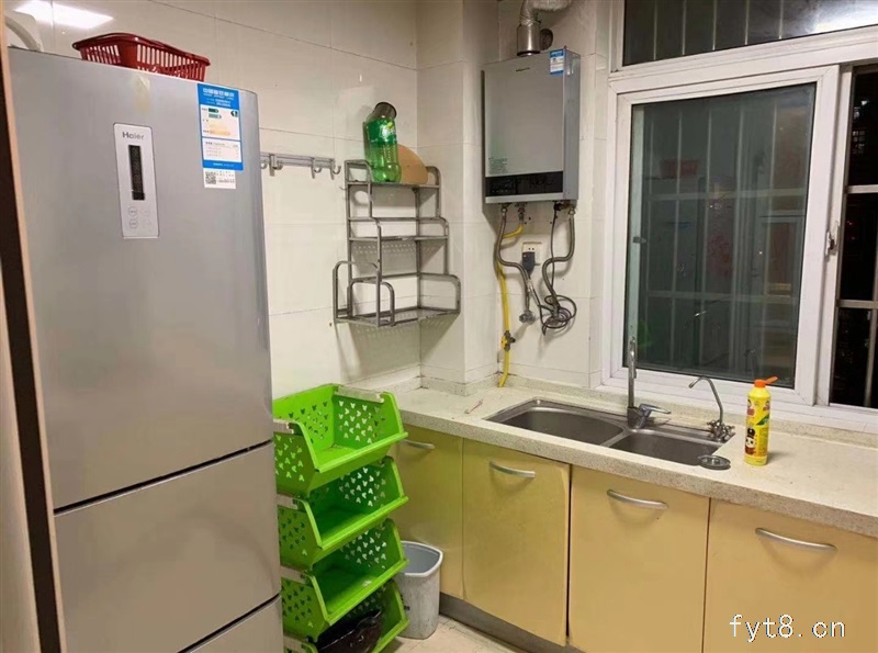 精装修,家电齐全水榭花都3室2厅1卫1500元/月